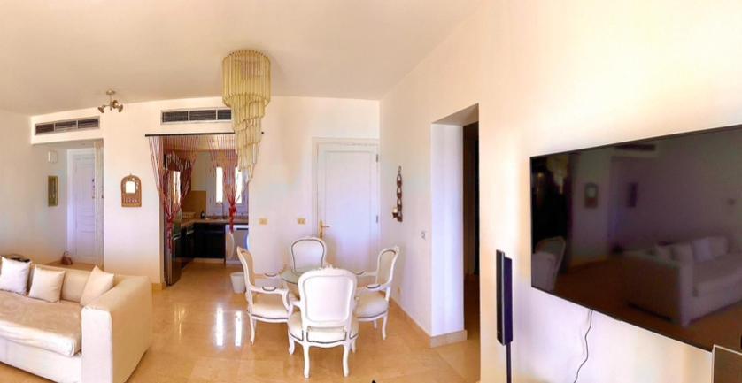 Smokery Apartment *