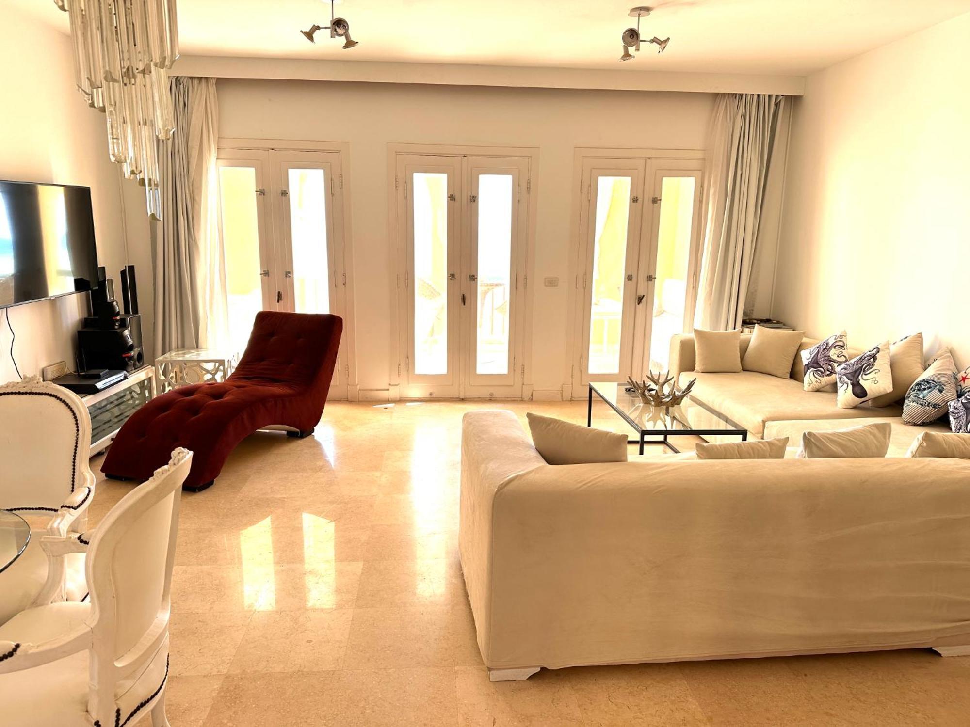 Smokery Apartment *